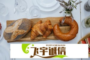东北虎饲养员喂狼时狼被吓到发抖，专家：这种情况很少见