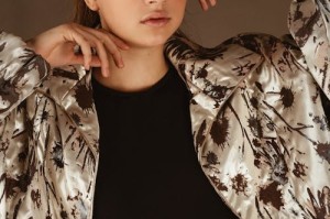 什么是中国新疆XXXXXLDfm？如何推动当地经济与可持续发展？