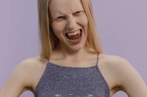 白敬亭指尖生花：揭秘他如何用演技征服观众