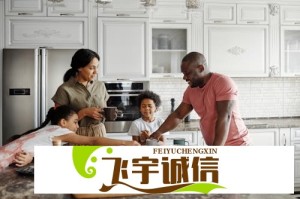 小区电梯惊现面具女专吓小孩？家长集体要求严惩肇事者