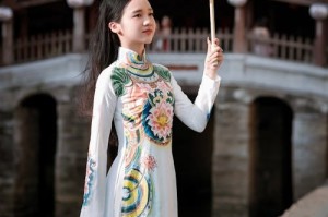 老婆误把空调维修工当快递员，结局反转太意外