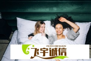 甲亢哥保镖嚼嚼嚼登上热搜！这个表情包到底有什么魔力