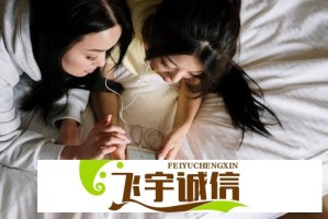精东影视文化传媒MV的歌词如何结合艺术表达与情感传递？