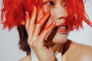 黄书还是艺术？情色写作的流动边界