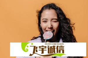 震惊！成都一律师涉嫌用复合弓虐猫视频曝光 网友愤怒声讨